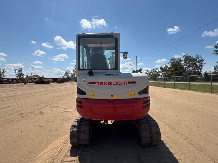 takeuchi-tb250-2-image-7