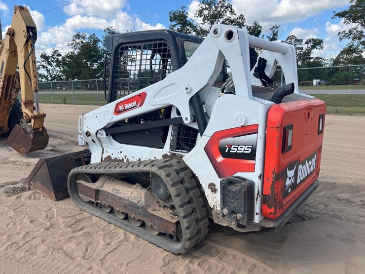 2022-bobcat-t595-image-2