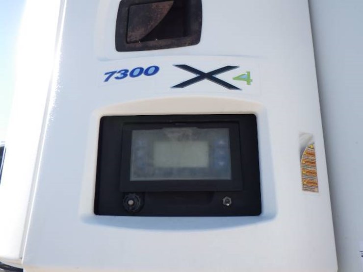 2014-carrier-x4-7300-image-12