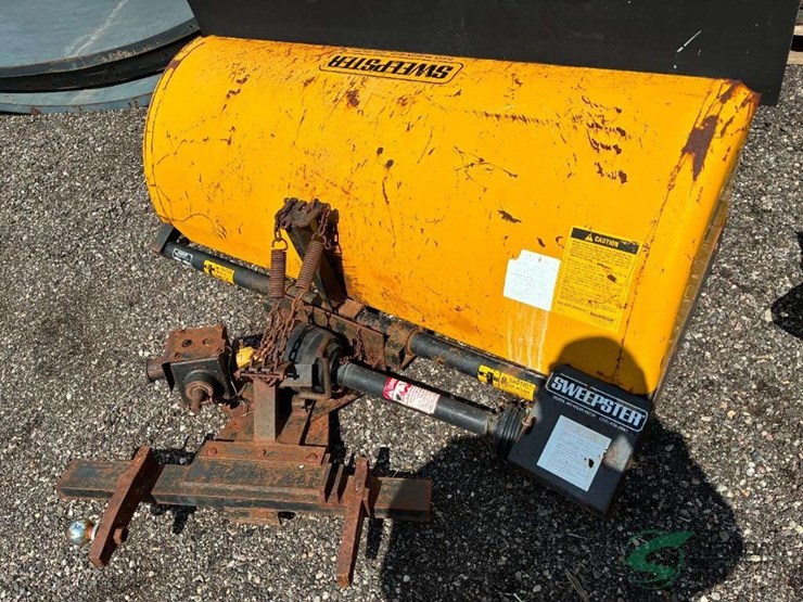 2002-kubota-f2000-image-7