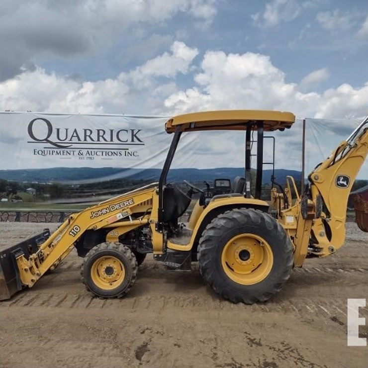 2005 DEERE 110