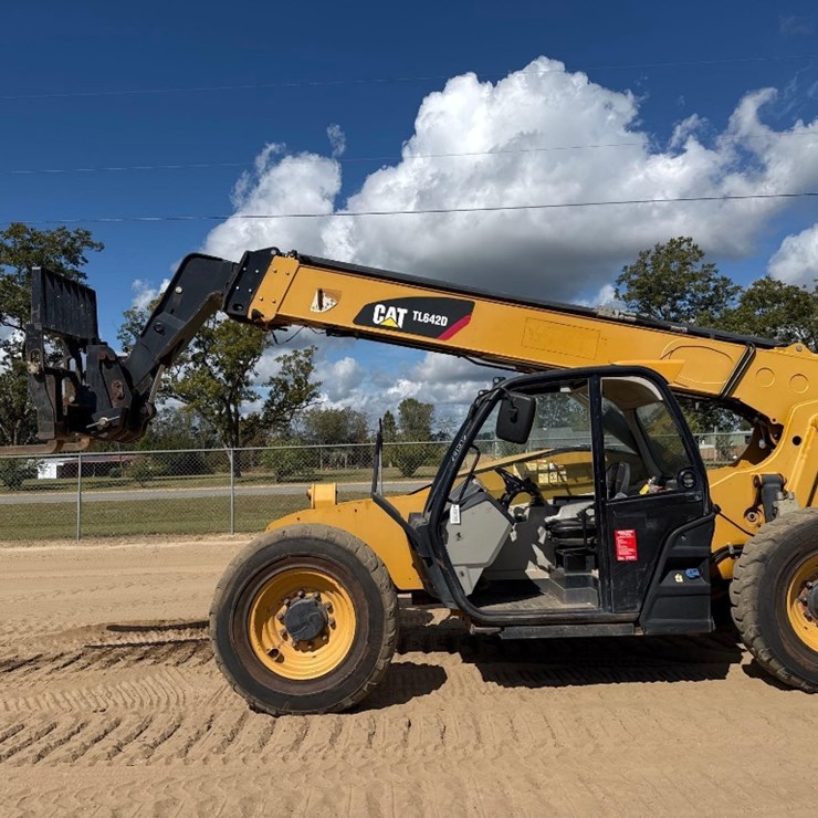 2016 CATERPILLAR TL642D