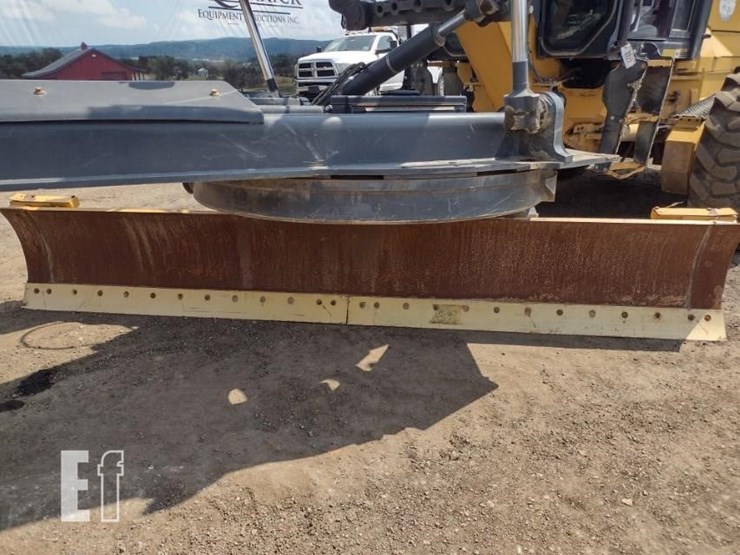 2020-deere-670gp-image-29