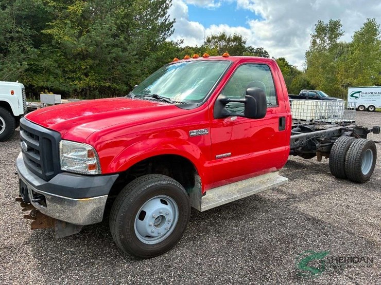 2006-ford-f350-image-1
