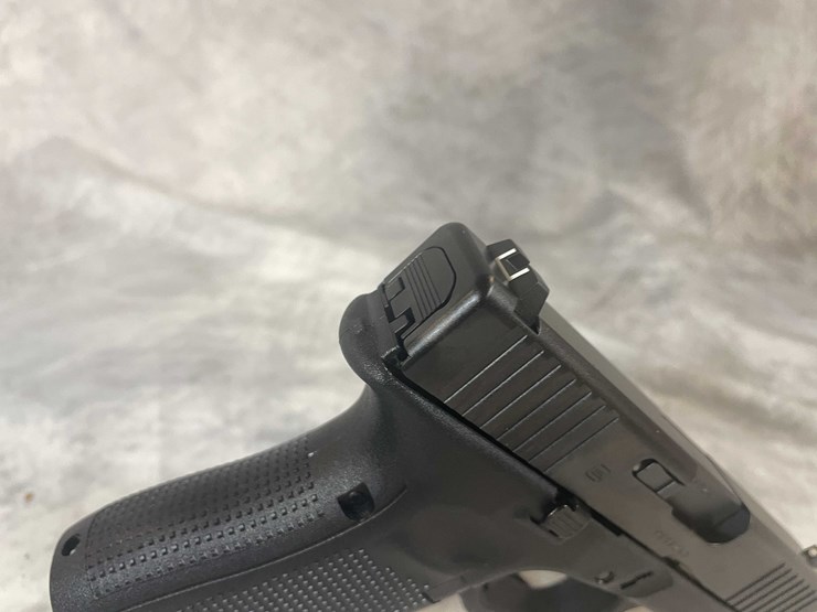#4797-•-glock-19-gen-5-9mm-luger-pistol,-sn:-cesf248-image-8