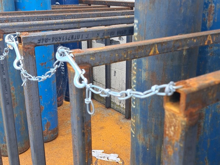#156-•-steel-gas-tank-rack-image-7
