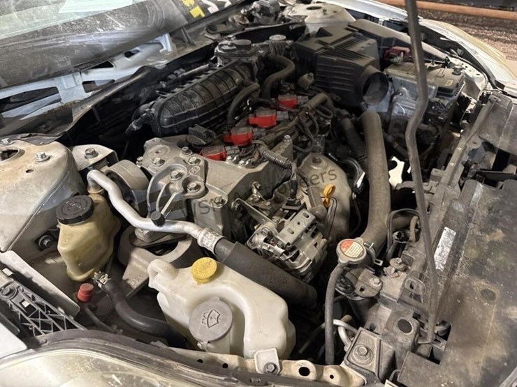 2012-nissan-altima-sdn-image-13