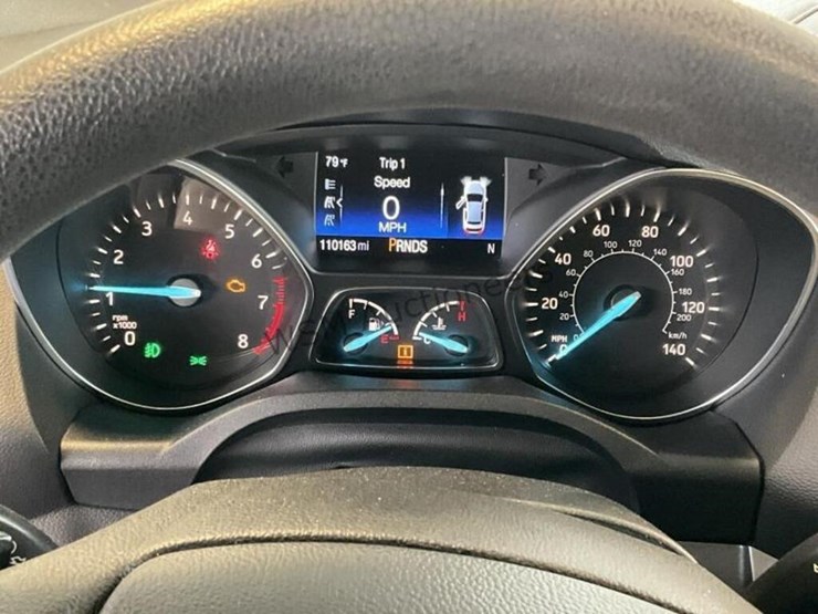 2017-ford-escape-se-image-15