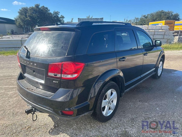 2012-dodge-journey-image-3