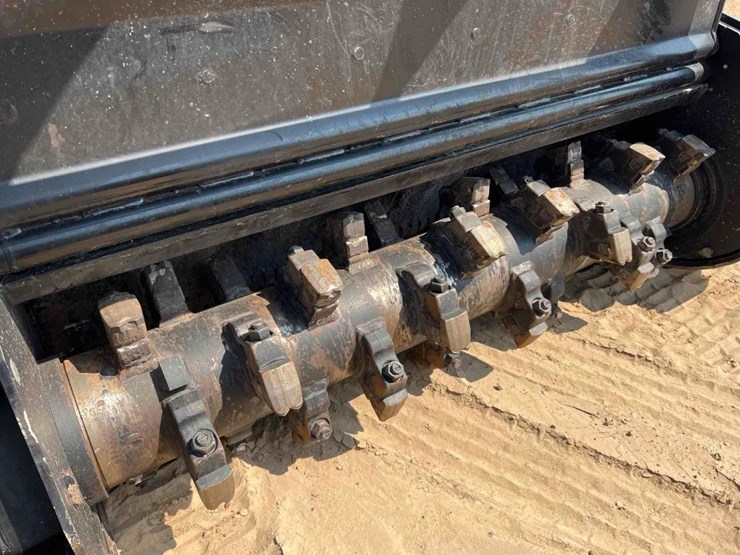 2025-caterpillar-275-skid-steer-image-19