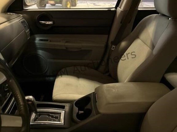 2007-dodge-charger-sdn-image-24
