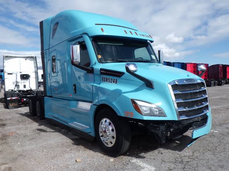 2023-freightliner-cascadia-126-image-2