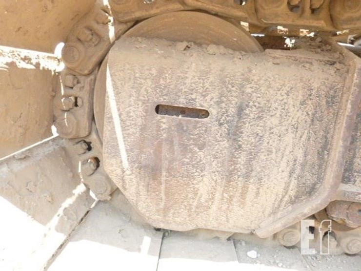 2017-deere-210g-lc-image-33