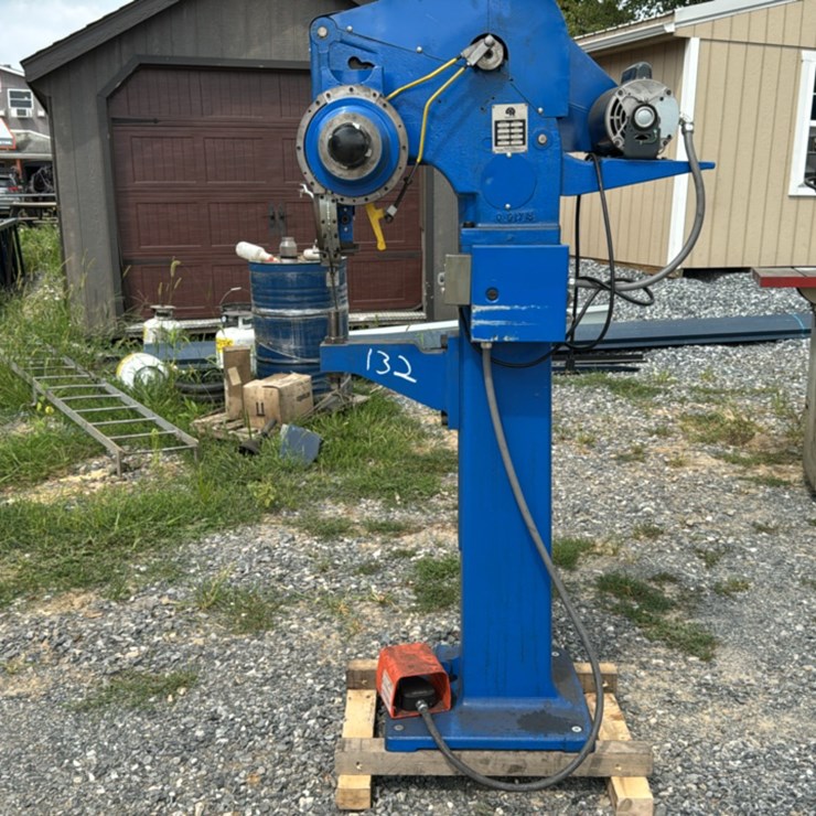 #132 • Rivet Machine