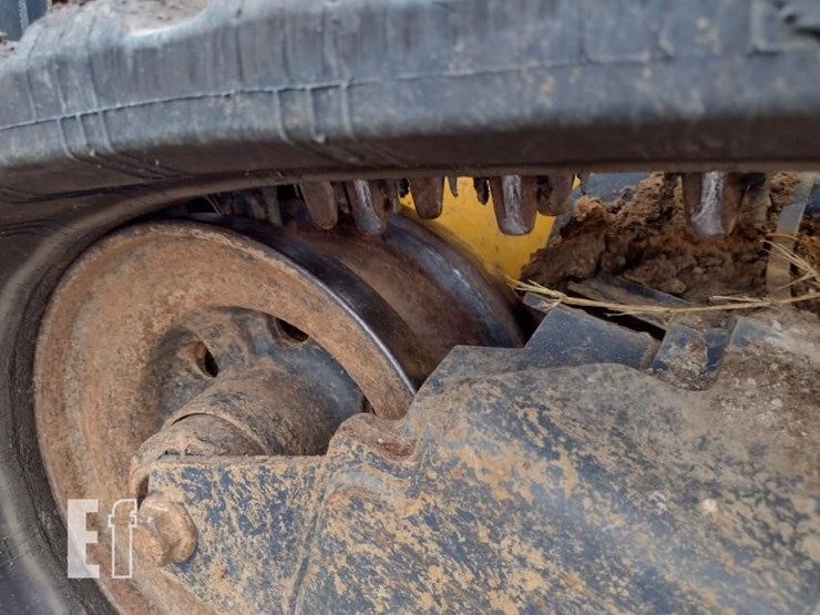 deere-325g-image-25