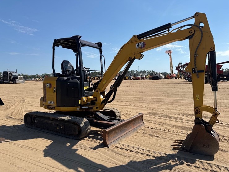 2022-caterpillar-303.5-image-4