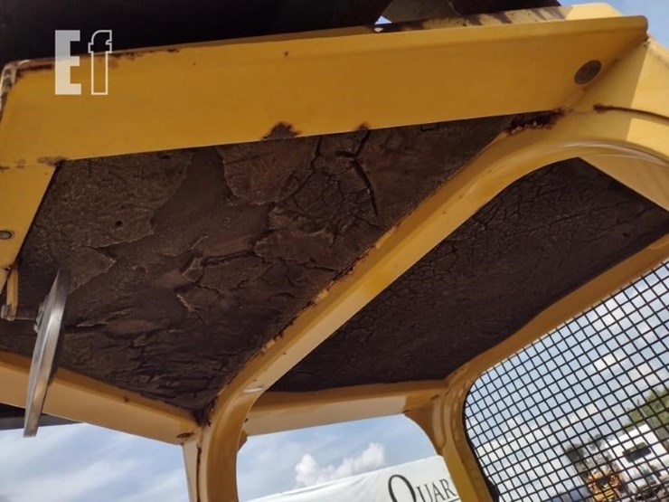 2000-deere-550h-lgp-image-14