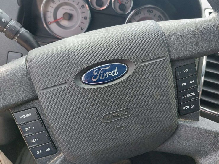 2008-ford-edge-image-15
