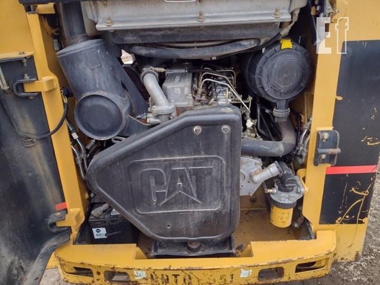 2005-caterpillar-262b-image-25