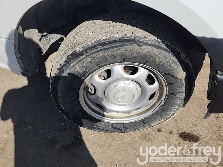 2017-ford-f150-image-8