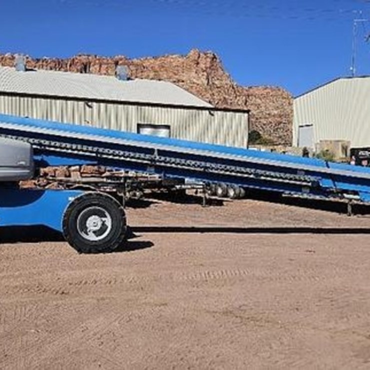 2001 GENIE S125