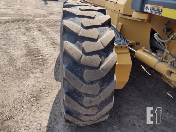 2020-deere-670gp-image-19