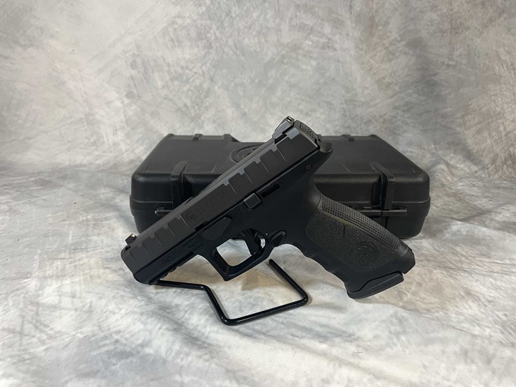 #4795-•-beretta-apx-9mm-luger-pistol,-sn:-a126539x-image-1