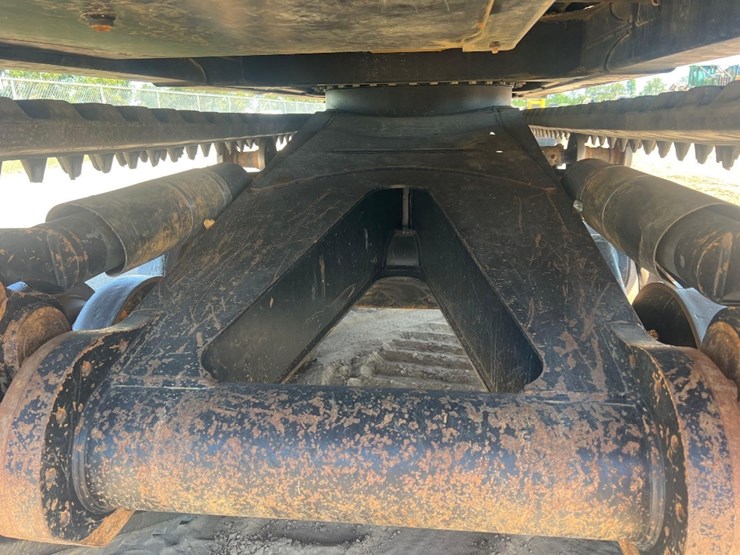 2021-prinoth-panther-t14r-image-9