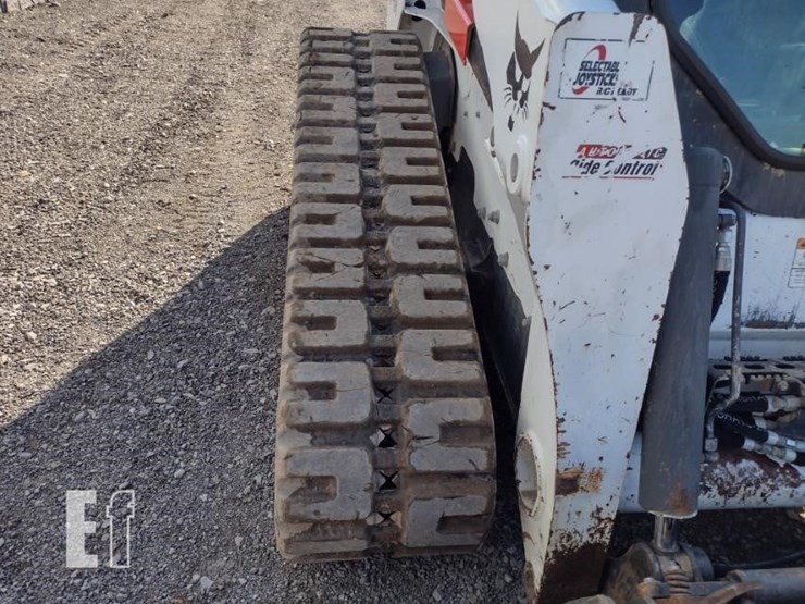 2019-bobcat-t870-image-36