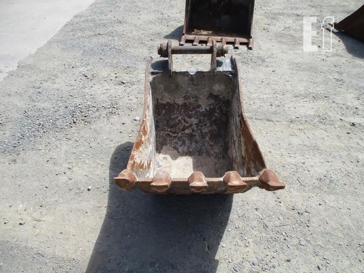 caterpillar-24-image-2