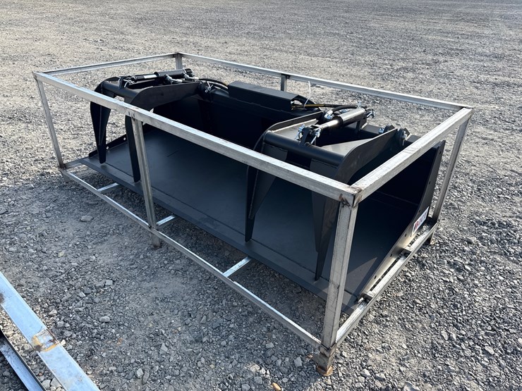 #2090-•-unused-jct-7'-skid-steer-grapple-bucket-inv#-27498-image-2