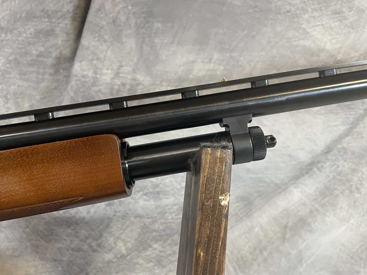 #4864-•-mossberg-model-500-12-ga.-pump-action-shotgun,-sn:-v1385461-image-16