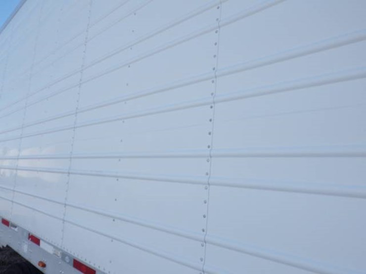 2013-utility-3000r-image-16