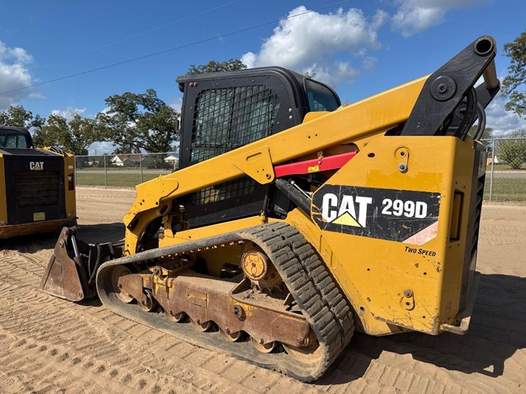 2014-caterpillar-299d-image-8
