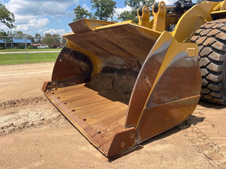 2022-caterpillar-980-image-9