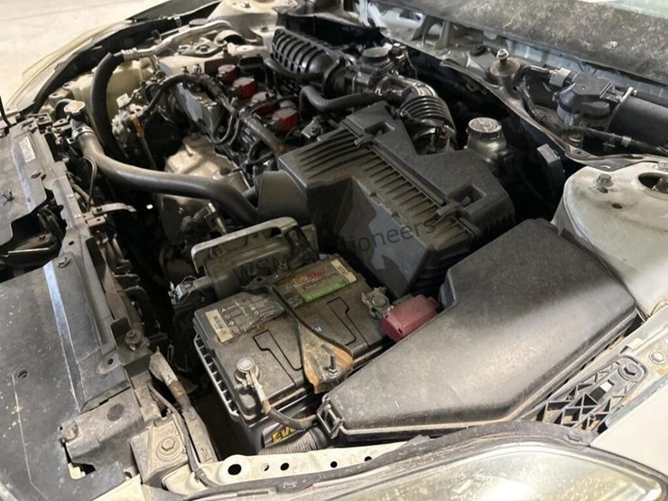 2012-nissan-altima-sdn-image-12