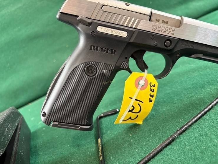 ruger-sr40-40-s&w-pistol-image-5