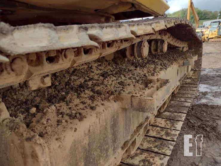 komatsu-pc290-lc-10-image-24