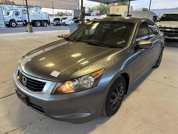 2008-honda-accord-lx-sdn-image-4