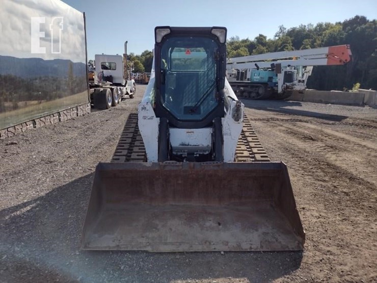 2019-bobcat-t870-image-2