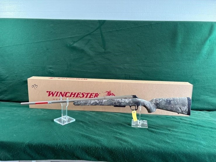 new-winchester-hunter-xpr-325wsm-rifle-image-10