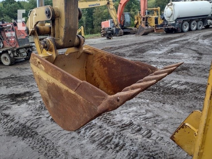 2000-caterpillar-416c-image-30