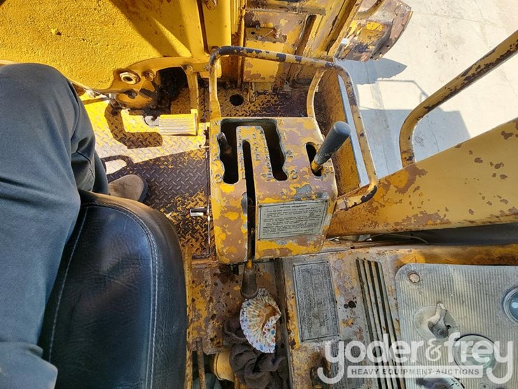 caterpillar-16g-image-55