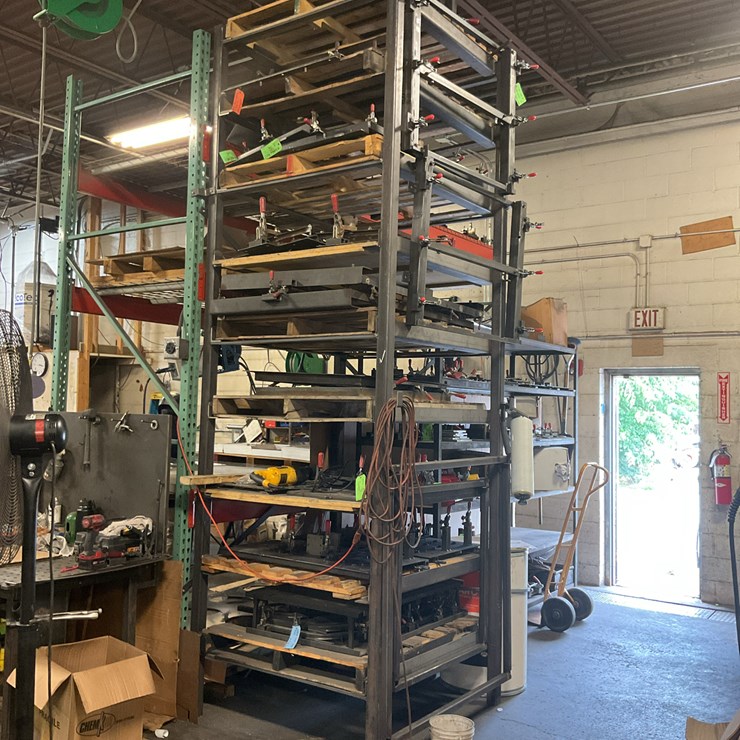 #165 • Steel Pallet Rack