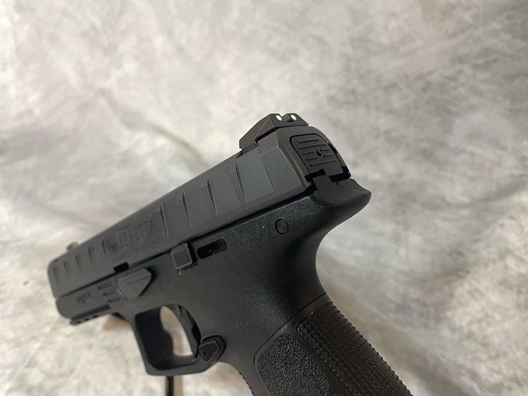 #4795-•-beretta-apx-9mm-luger-pistol,-sn:-a126539x-image-20