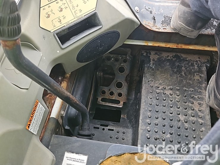 2014-bobcat-s530-image-17