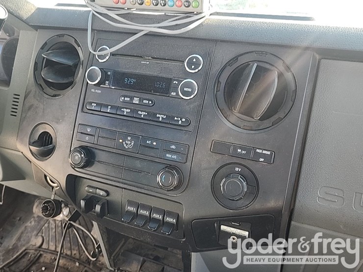 2013-ford-f250-image-22