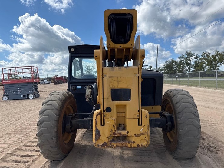 2016-caterpillar-tl642d-image-7