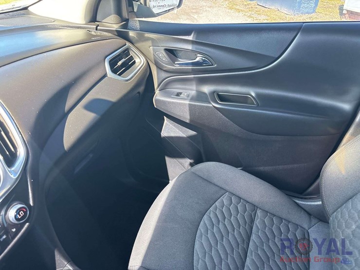 2018-chevrolet-equinox-image-17