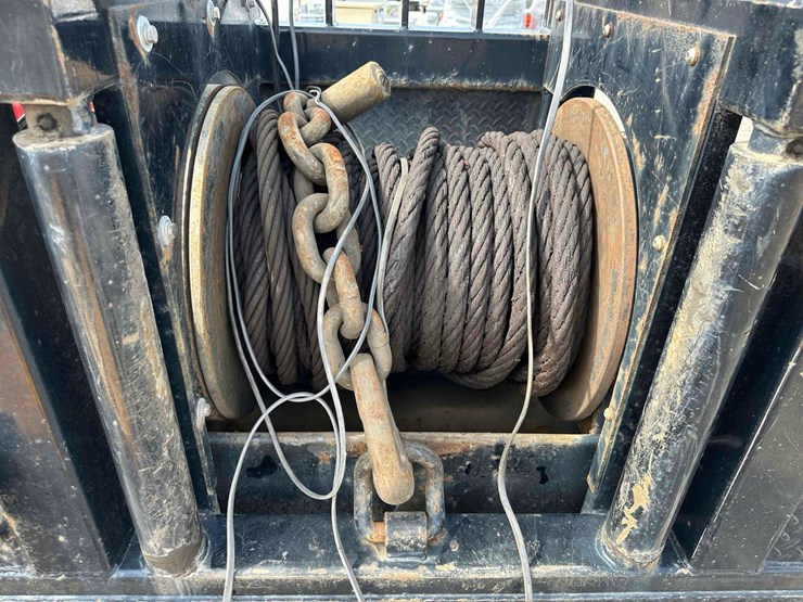 tractor-trailer-headache-rack-w/-ramsey-winch-image-8